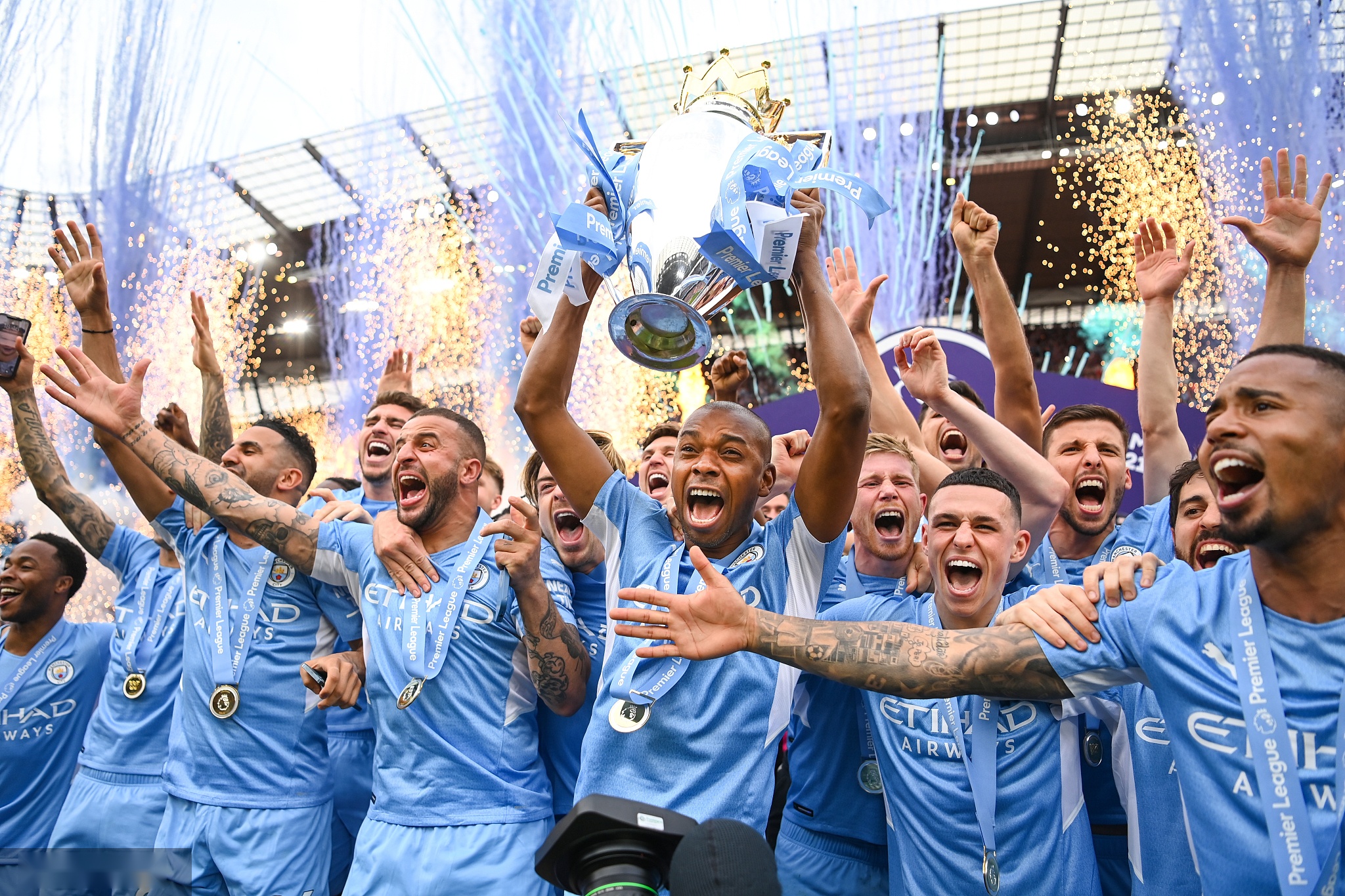 杆的优异成 杆的优异成